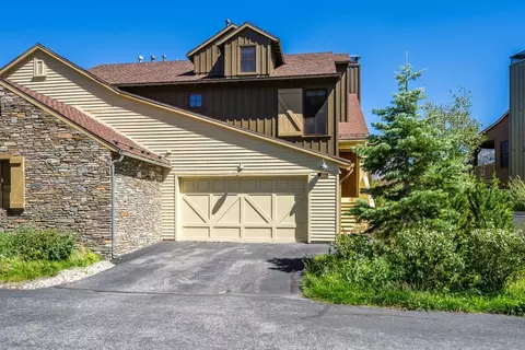 1112 Pyramid Peak Dr #1112, Mammoth Lakes, CA 93546