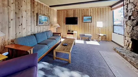 826 Lakeview Unit Apt 582 Blvd UNIT 582, Mammoth Lakes, CA 93546