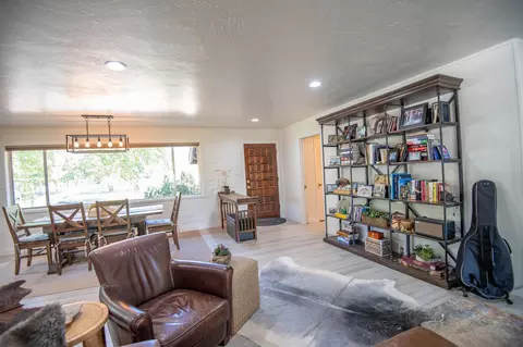 348 Shepard Ln, Bishop, CA 93514 photo 7