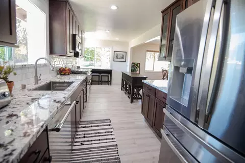 348 Shepard Ln, Bishop, CA 93514 photo 4