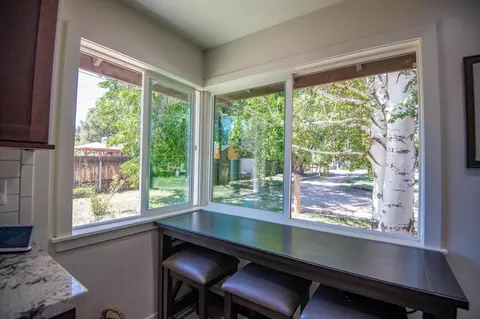 348 Shepard Ln, Bishop, CA 93514 photo 10