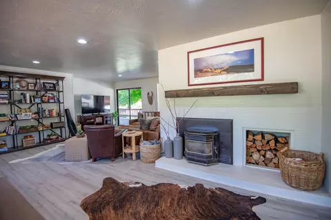 348 Shepard Ln, Bishop, CA 93514 photo 8