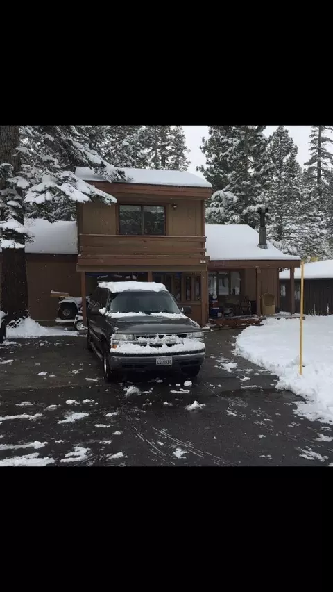 1423 Majestic Pines Dr, Mammoth Lakes, CA 93546