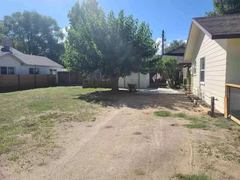 895 Lee St, Bishop, CA 93514 photo 14