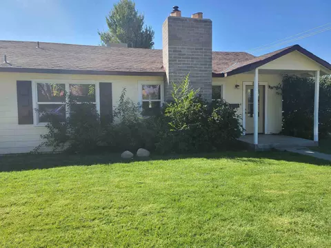 895 Lee St, Bishop, CA 93514