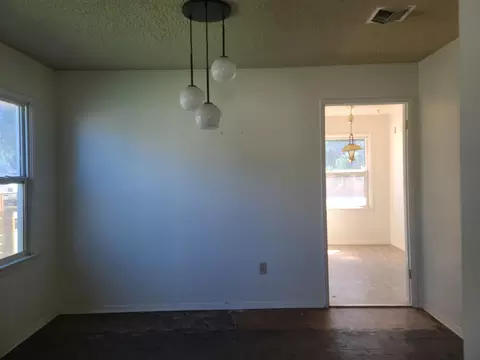 895 Lee St, Bishop, CA 93514 photo 6