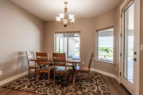 295 Arboles, Bishop, CA 93514 photo 20