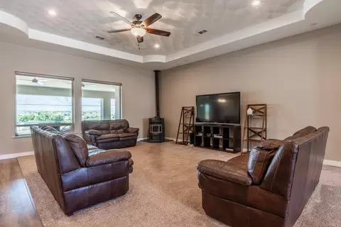 295 Arboles, Bishop, CA 93514 photo 32