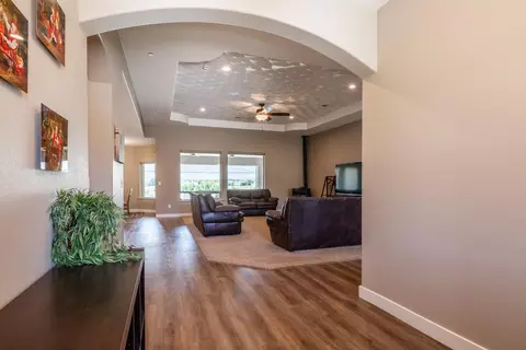 295 Arboles, Bishop, CA 93514 photo 30
