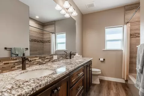 295 Arboles, Bishop, CA 93514 photo 17