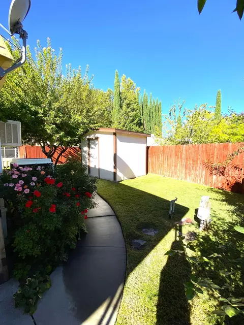2315 Galloway Ave, Bishop, CA 93514 photo 12