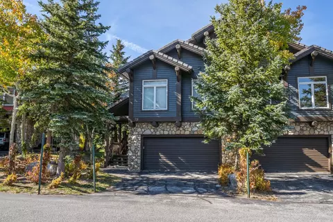 731 Fairway Cir #731, Mammoth Lakes, CA 93546