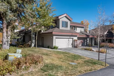 512 Golden Creek Rd #512, Mammoth Lakes, CA 93546