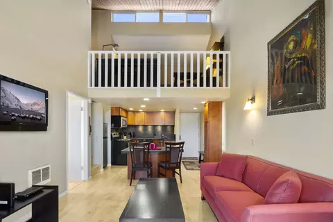 137 Laurel Mountain Rd #428, Mammoth Lakes, CA 93546