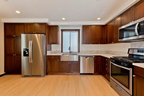 28 Oak Tree Way #9, Mammoth Lakes, CA 93546