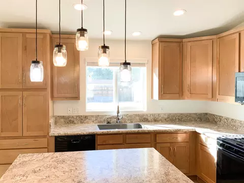 53 Virginia Ave, Bishop, CA 93514 photo 8