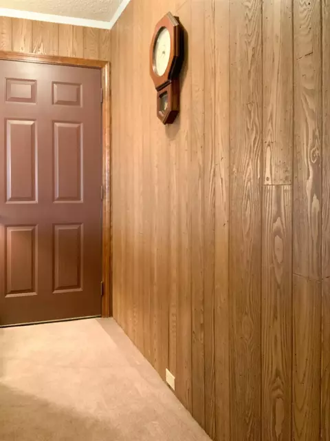 106 Glen Ct, Bishop, CA 93514 photo 8
