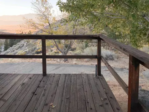 106 Glen Ct, Bishop, CA 93514 photo 3