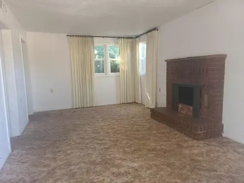 357 N Jackson St, Independence, CA 93526 photo 2