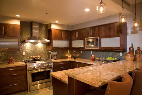 50 Canyon Blvd # B7-8, Mammoth Lakes, CA 93546