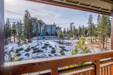 100 Canyon Blvd #3425, Mammoth Lakes, CA 93546