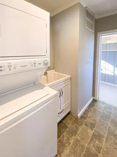 251 Center St, Big Pine, CA 93513 photo 11
