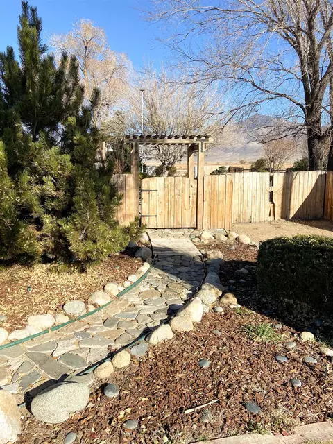 251 Center St, Big Pine, CA 93513 photo 12