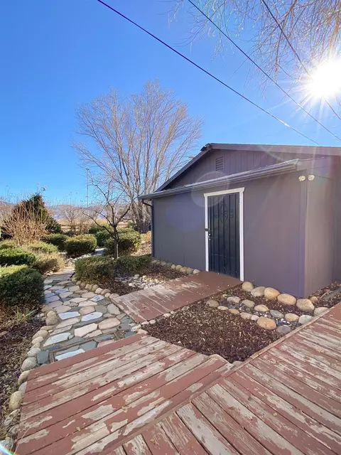 251 Center St, Big Pine, CA 93513 photo 16