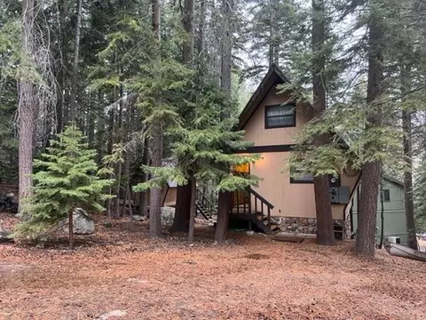 66 Hunewill Dr, Bridgeport, CA 93517