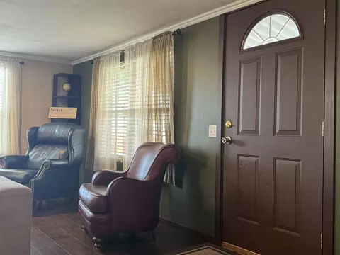 2318 Mccree Ave, Bishop, CA 93514 photo 2