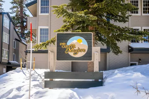 925 Lakeview Blvd #22, Mammoth Lakes, CA 93546