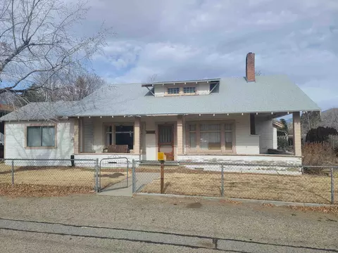 181 Dewey St, Big Pine, CA 93513