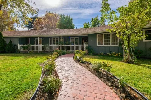 3682 Brookside Dr, Bishop, CA 93514 photo 7