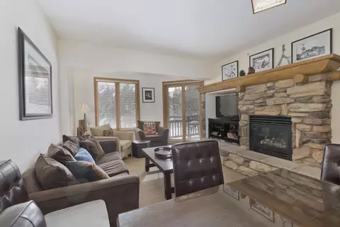 1500 Lodestar Dr #210, Mammoth Lakes, CA 93546