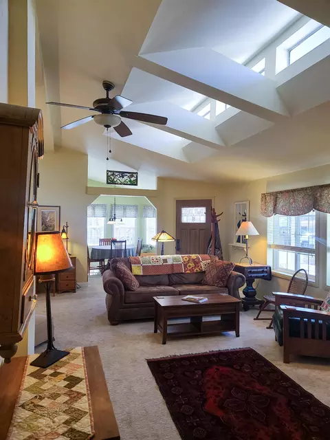 93 Myrtle Ln, Big Pine, CA 93513 photo 3
