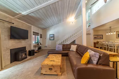 3253 Meridian Blvd #F-48, Mammoth Lakes, CA 93546