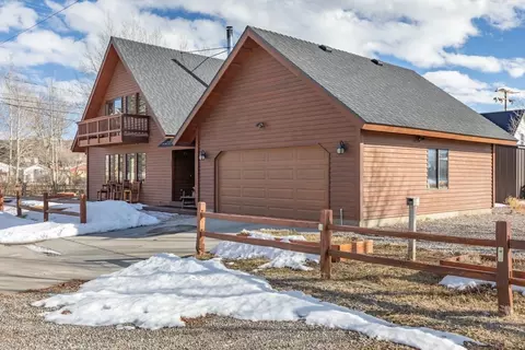 197 Emigrant St, Bridgeport, CA 93517