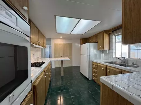 2225 Fiora Ave, Bishop, CA 93514 photo 9