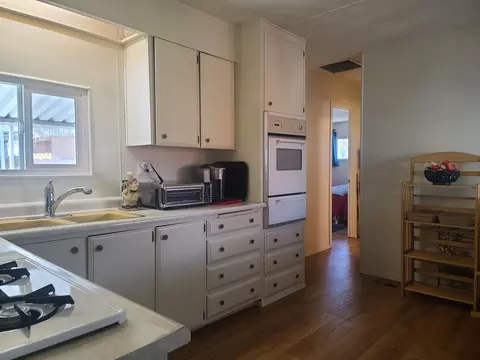 1355 Macgregor Ave, Bishop, CA 93514 photo 5