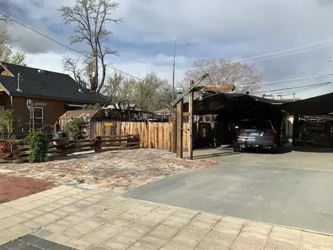 537 Howard St, Bishop, CA 93514 photo 4