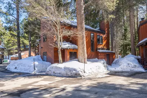 3005 Meridian Blvd #7, Mammoth Lakes, CA 93546