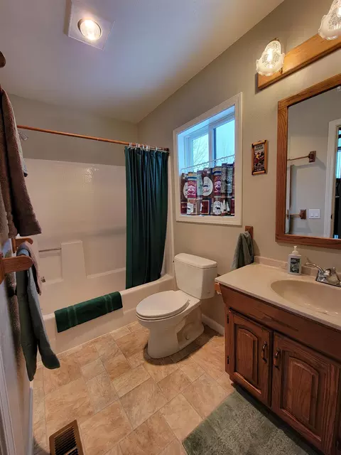 103 Sumac Rd, Bishop, CA 93514 photo 13