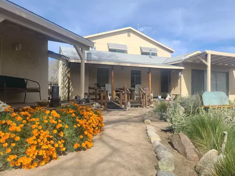172 Flower Aly, Big Pine, CA 93513 photo 3