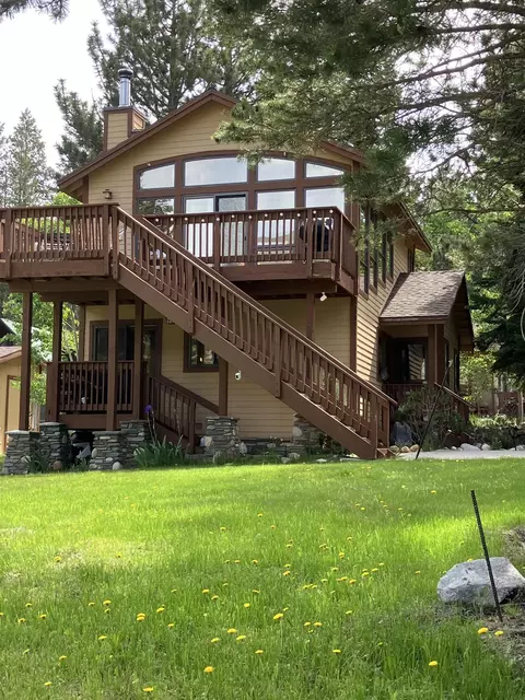 739 Minaret Rd, June Lake, CA 93529