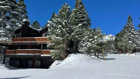 260 Monterey Pine Rd, Mammoth Lakes, CA 93546