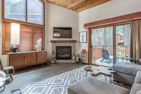 3005 Meridian Blvd #10, Mammoth Lakes, CA 93546