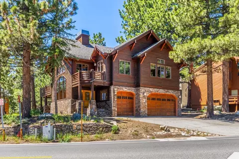 1239 Majestic Pines Dr, Mammoth Lakes, CA 93546
