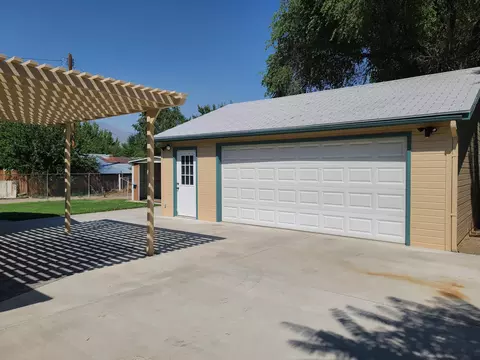 190 N School St, Big Pine, CA 93513 photo 17