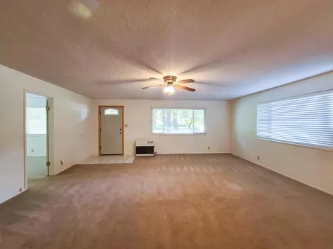 190 N School St, Big Pine, CA 93513 photo 5