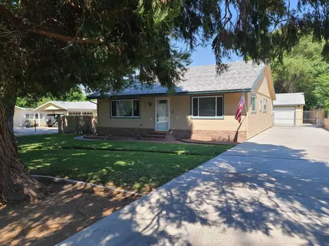 190 N School St, Big Pine, CA 93513 photo 2